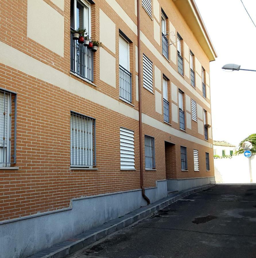 El Rincon De Antonio Apartment Casarrubios del Monte Exterior photo